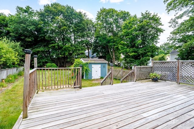 48R Manchester St, Leominster, MA 01453