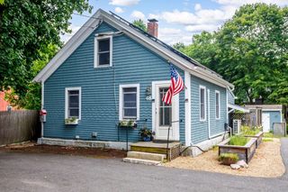 48R Manchester St, Leominster, MA 01453