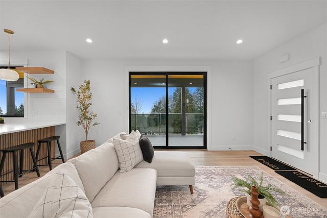 4144 Malachite Street, Bellingham, WA 98229