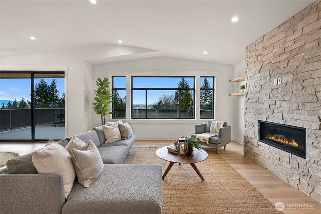 4144 Malachite Street, Bellingham, WA 98229