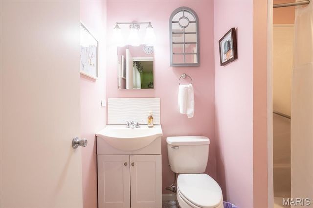 312 Dart Lane, Fenton, MO 63026