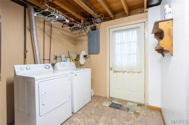 312 Dart Lane, Fenton, MO 63026