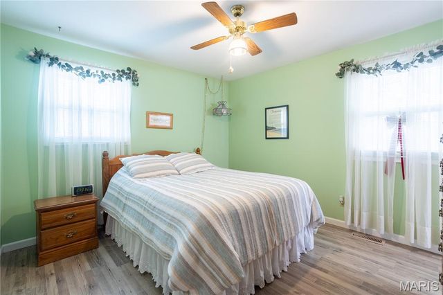 312 Dart Lane, Fenton, MO 63026