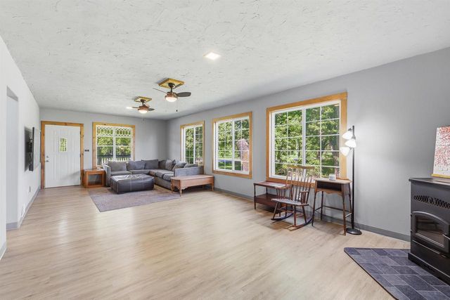 N8557 Highway 33, Beaver Dam, WI 53916