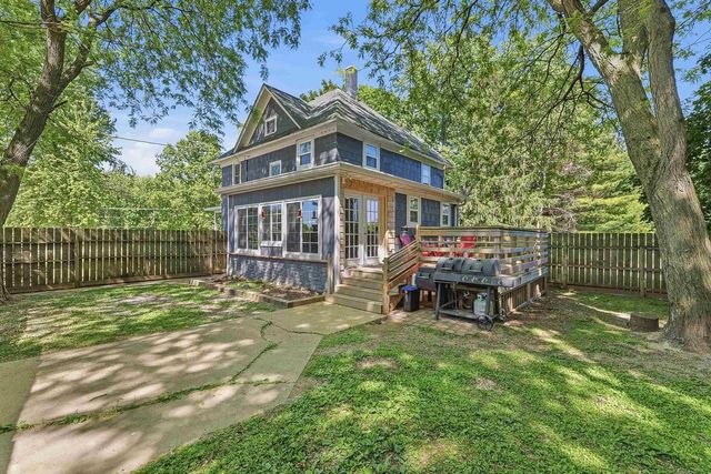 N8557 Highway 33, Beaver Dam, WI 53916