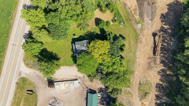 N8557 Highway 33, Beaver Dam, WI 53916