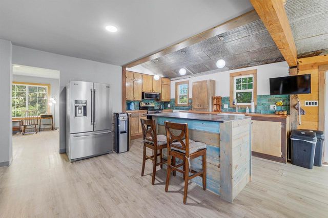 N8557 Highway 33, Beaver Dam, WI 53916