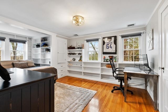 12 Tower Rd, Lexington, MA 02421