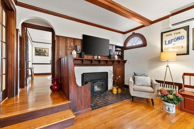 12 Tower Rd, Lexington, MA 02421