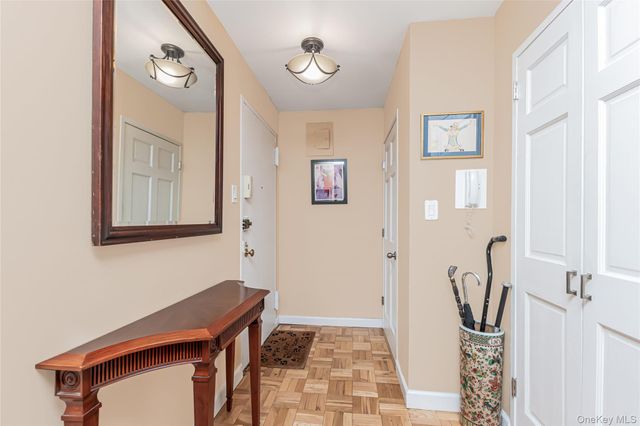 2500 Johnson Avenue 9P, Bronx, NY 10463