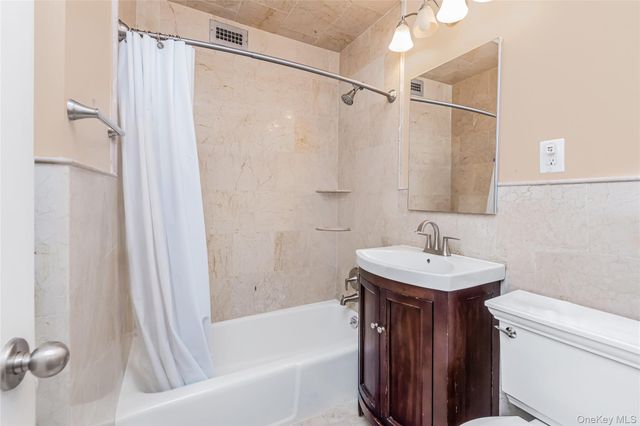 2500 Johnson Avenue 9P, Bronx, NY 10463