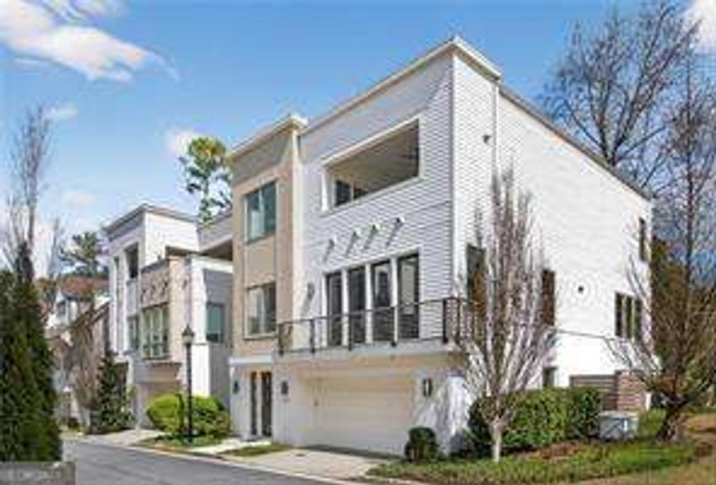 4005 Hazel Nut Lane, Atlanta, GA 30342