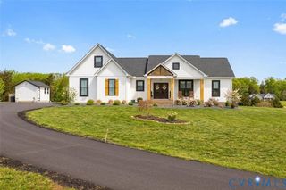 15091 Carriage House Ct, Amelia Courthouse, VA 23002