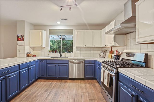 443 Glenbriar Cir, Tracy, CA 95377