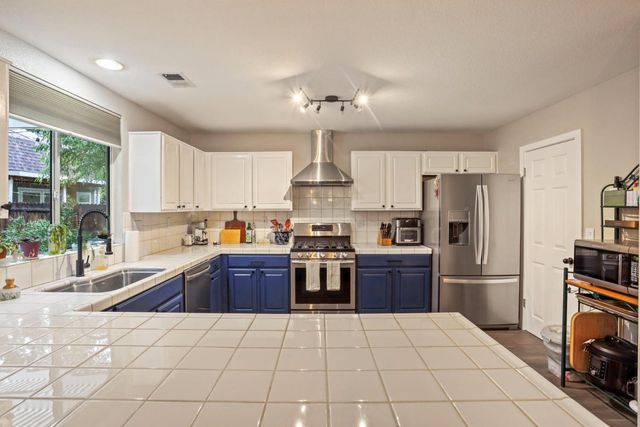 443 Glenbriar Cir, Tracy, CA 95377