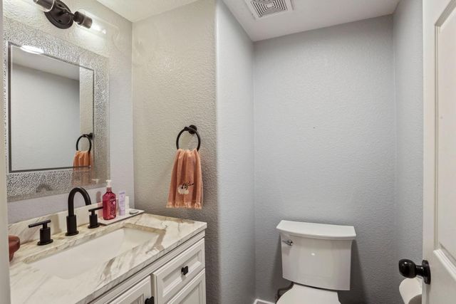 443 Glenbriar Cir, Tracy, CA 95377