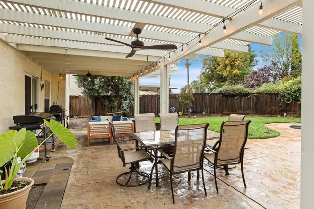 443 Glenbriar Cir, Tracy, CA 95377