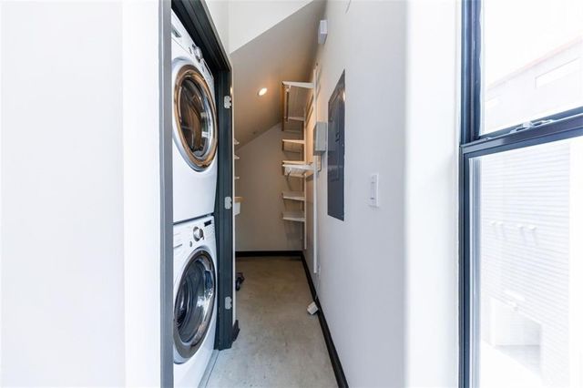 972 Dekalb Avenue NE 205, Atlanta, GA 30307