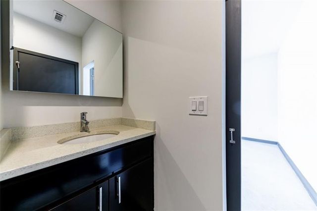 972 Dekalb Avenue NE 205, Atlanta, GA 30307