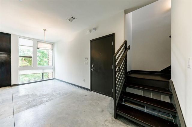 972 Dekalb Avenue NE 205, Atlanta, GA 30307
