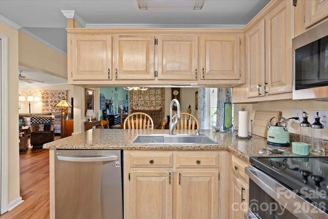 39 Stephanie Lane 13, Hendersonville, NC 28792