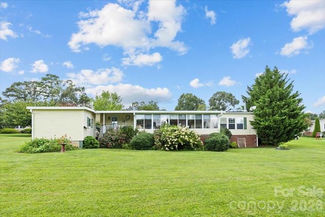 39 Stephanie Lane 13, Hendersonville, NC 28792