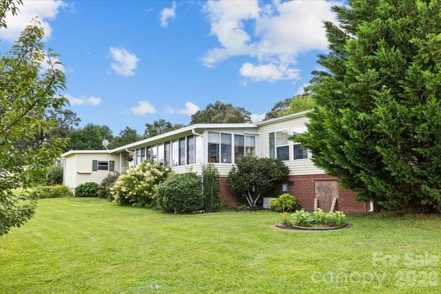 39 Stephanie Lane 13, Hendersonville, NC 28792
