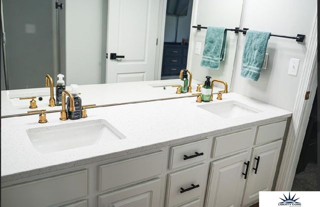 18412 Emile Circle, Omaha, NE 68022