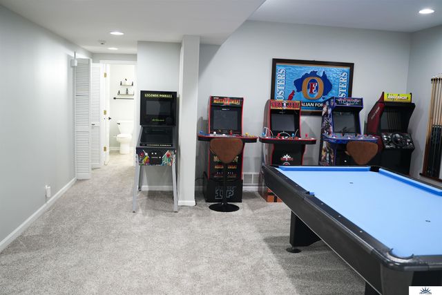 18412 Emile Circle, Omaha, NE 68022