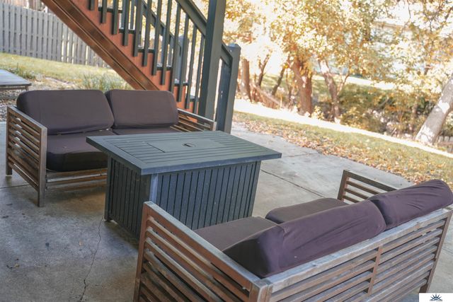 18412 Emile Circle, Omaha, NE 68022