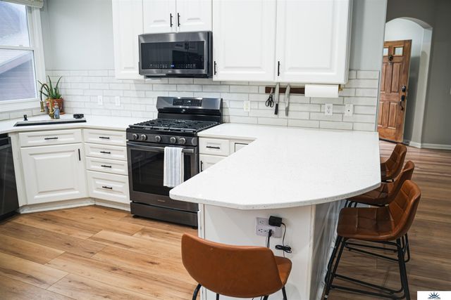 18412 Emile Circle, Omaha, NE 68022