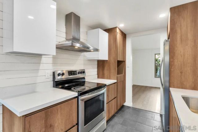 709 Madison Ave, Chula Vista, CA 91910