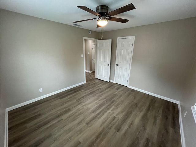 577 W 6th Street, Lancaster, TX 75146