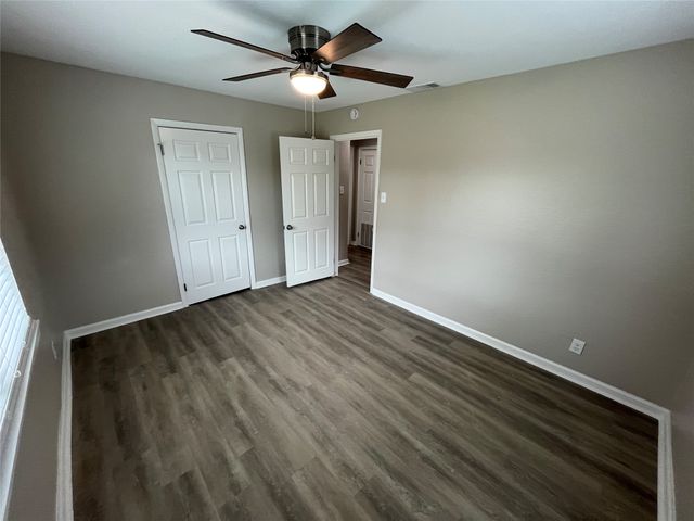 577 W 6th Street, Lancaster, TX 75146