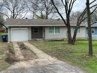 577 W 6th Street, Lancaster, TX 75146