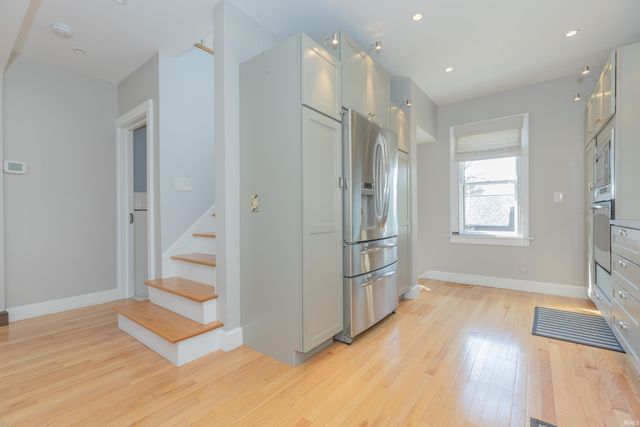 2315 E Mulberry Street, Evansville, IN 47714