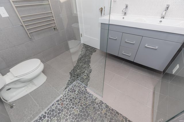 2315 E Mulberry Street, Evansville, IN 47714