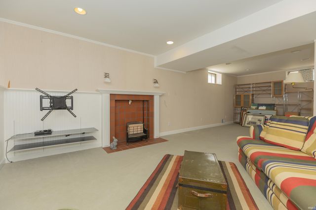 2315 E Mulberry Street, Evansville, IN 47714