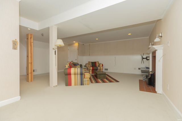 2315 E Mulberry Street, Evansville, IN 47714