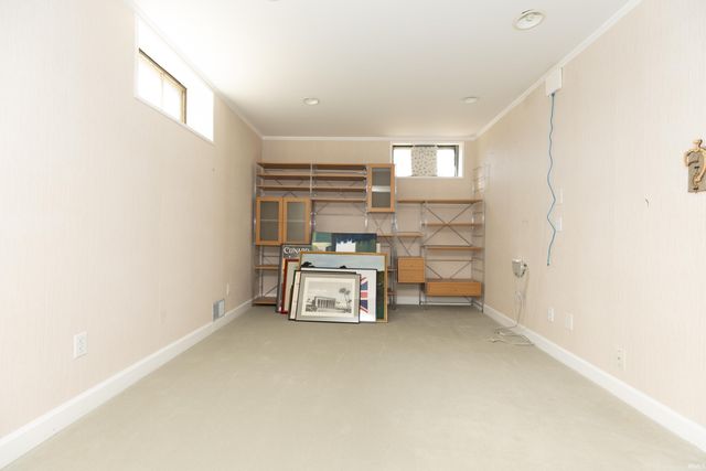 2315 E Mulberry Street, Evansville, IN 47714