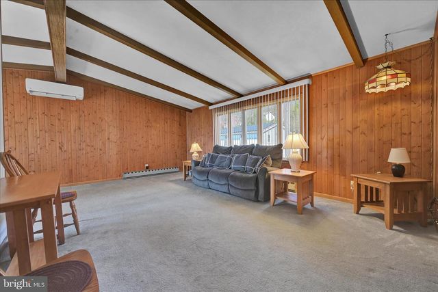 240 ARIZONA AVE, Shenandoah, PA 17976