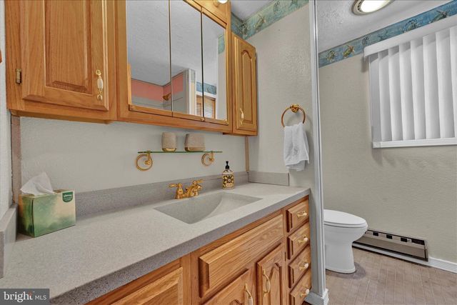 240 ARIZONA AVE, Shenandoah, PA 17976
