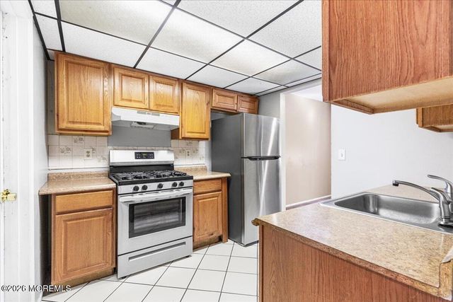 10 Seagull Lane, Howell, NJ 07731