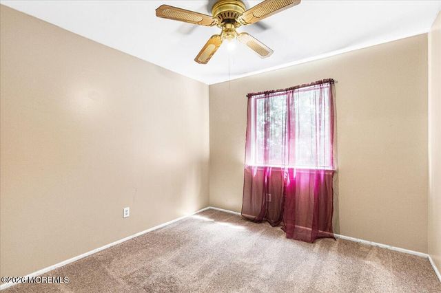 10 Seagull Lane, Howell, NJ 07731