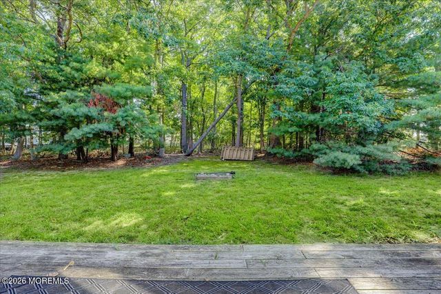 10 Seagull Lane, Howell, NJ 07731