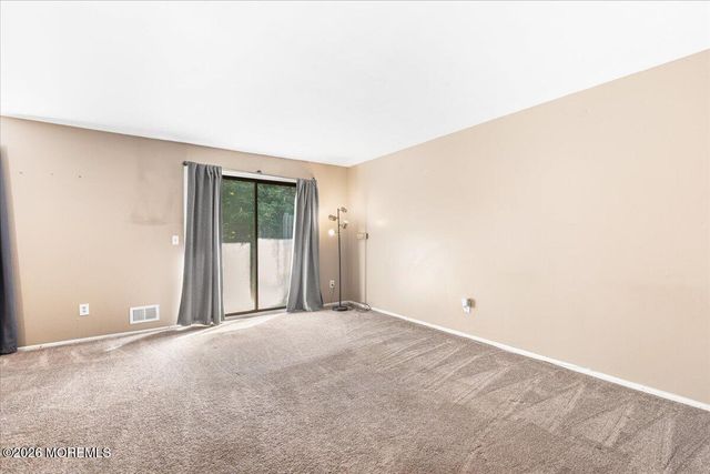 10 Seagull Lane, Howell, NJ 07731