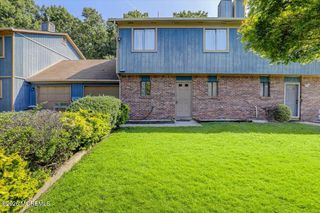 10 Seagull Lane, Howell, NJ 07731