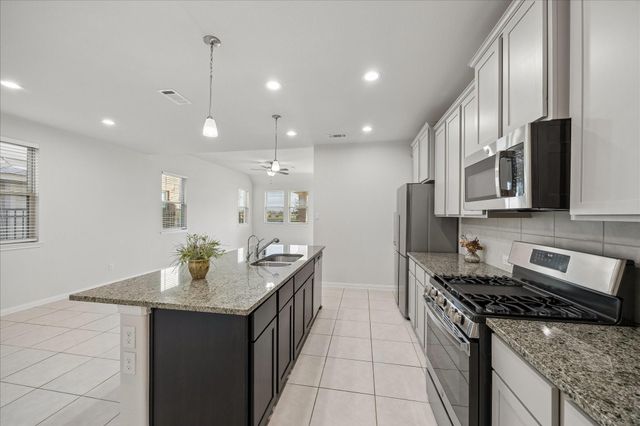 756 Lake Lacosta Dr, Katy, TX 77493