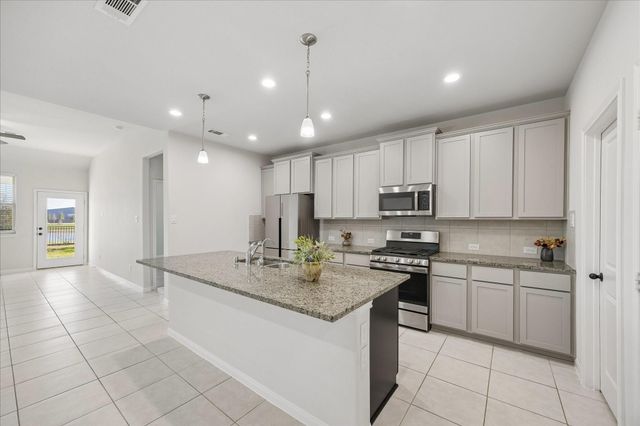 756 Lake Lacosta Dr, Katy, TX 77493