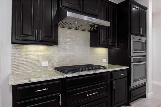 604 Winehart Street, Lewisville, TX 75056
